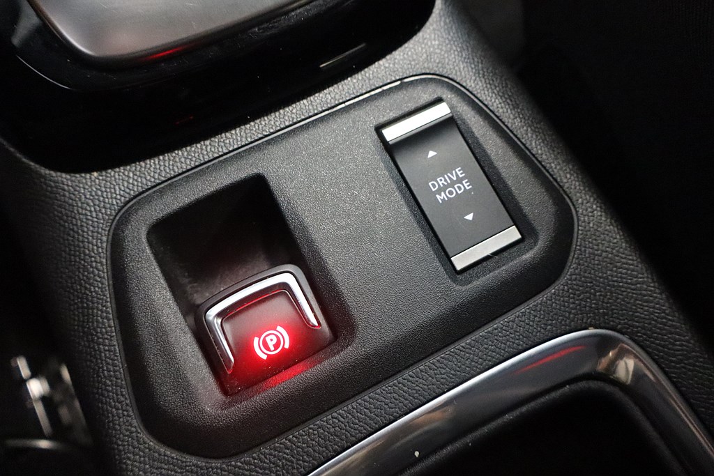 Bild på GSI 50kWh 136hk Aut - B-KAMERA,CARPLAY,RATTVÄRME