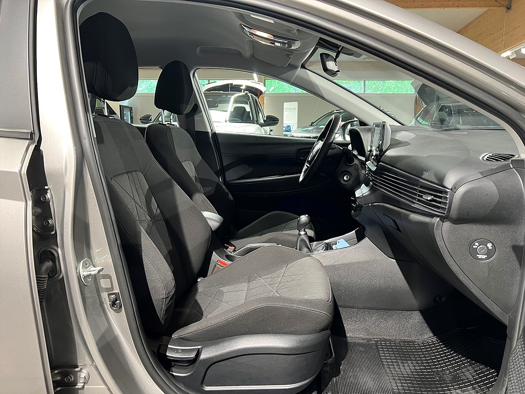 Bild på Essential 1.2 MPi 84hk - B-KAMERA, CARPLAY, 1 ÄGARE