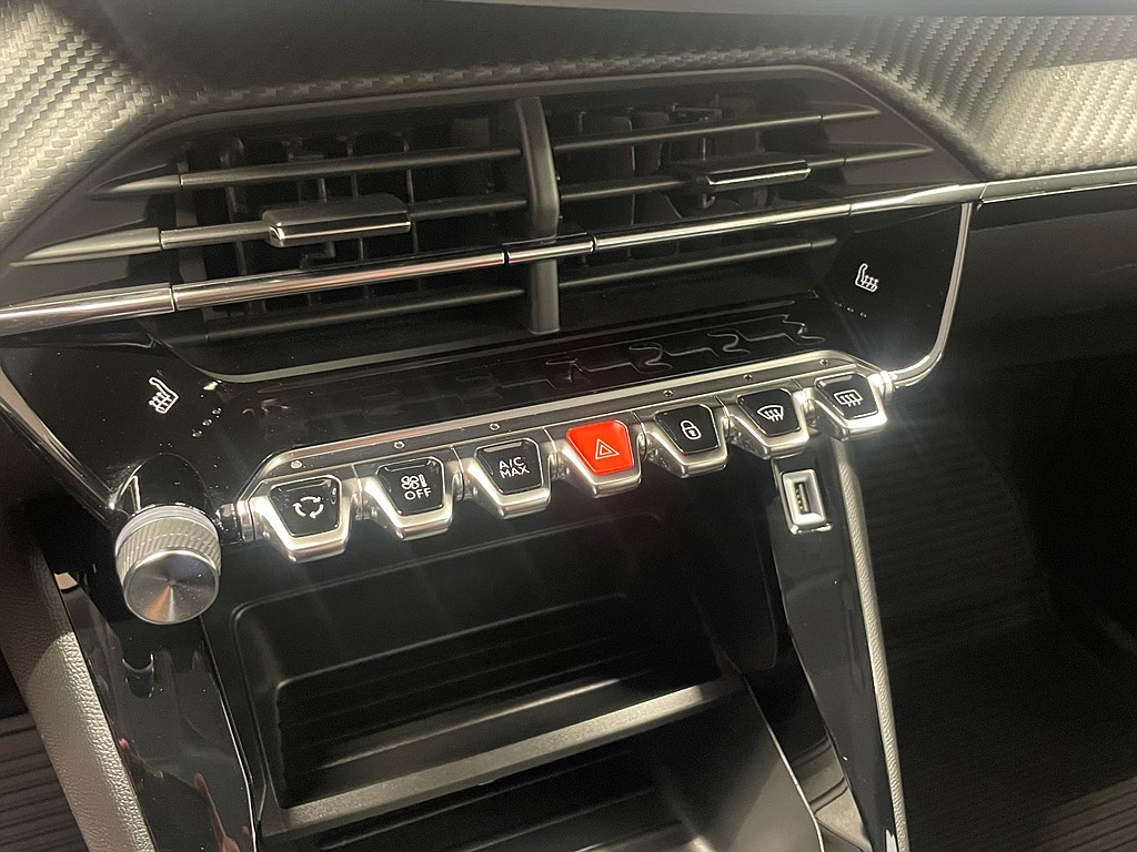 Bild på Active 1.2 PT 100hk - CARPLAY,NAVI,P-SENSORER