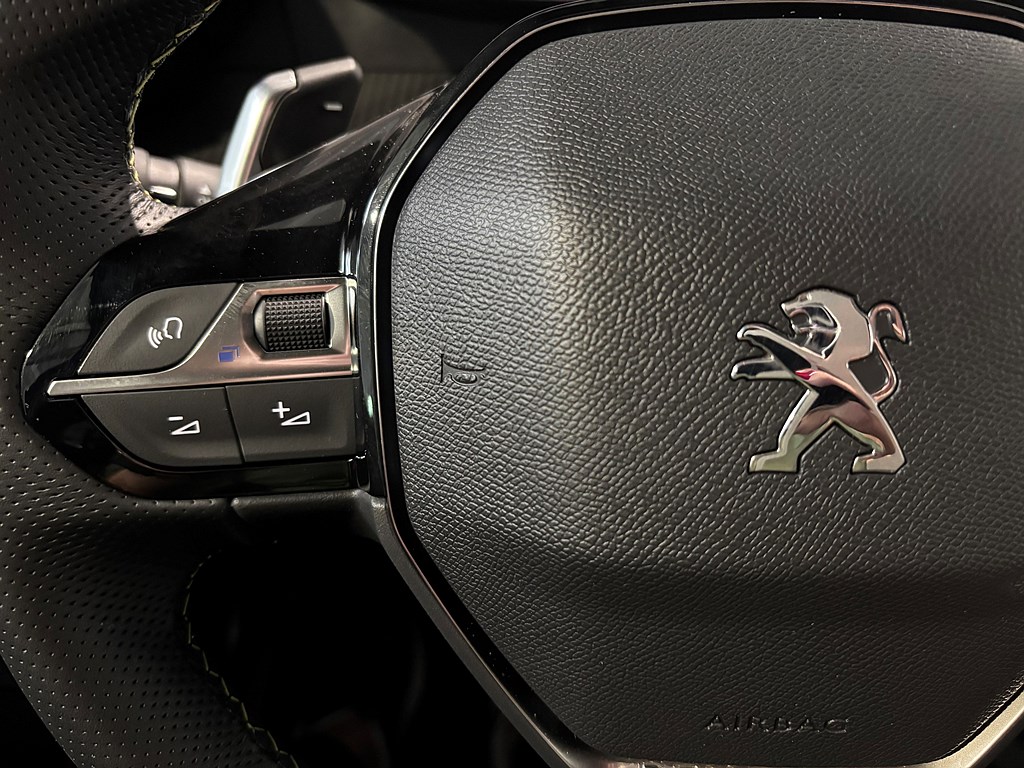 Bild på GT 1.2 PT 130hk Aut - B-KAMERA, CARPLAY, NAV