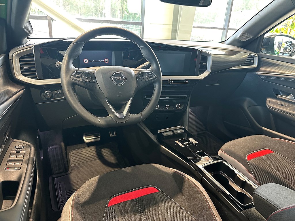 Bild på GS 50kWh 136hk Aut - B-KAMERA, CARPLAY