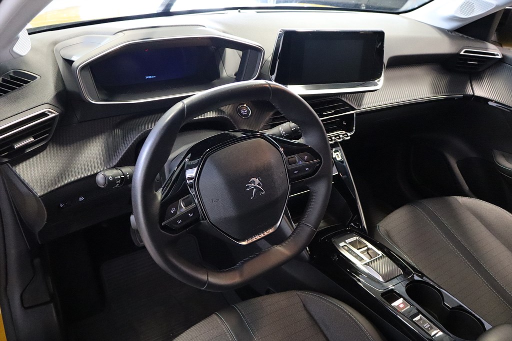 Bild på Allure Pack 50kWh 136hk ut - B-KAMERA, CARPLAY