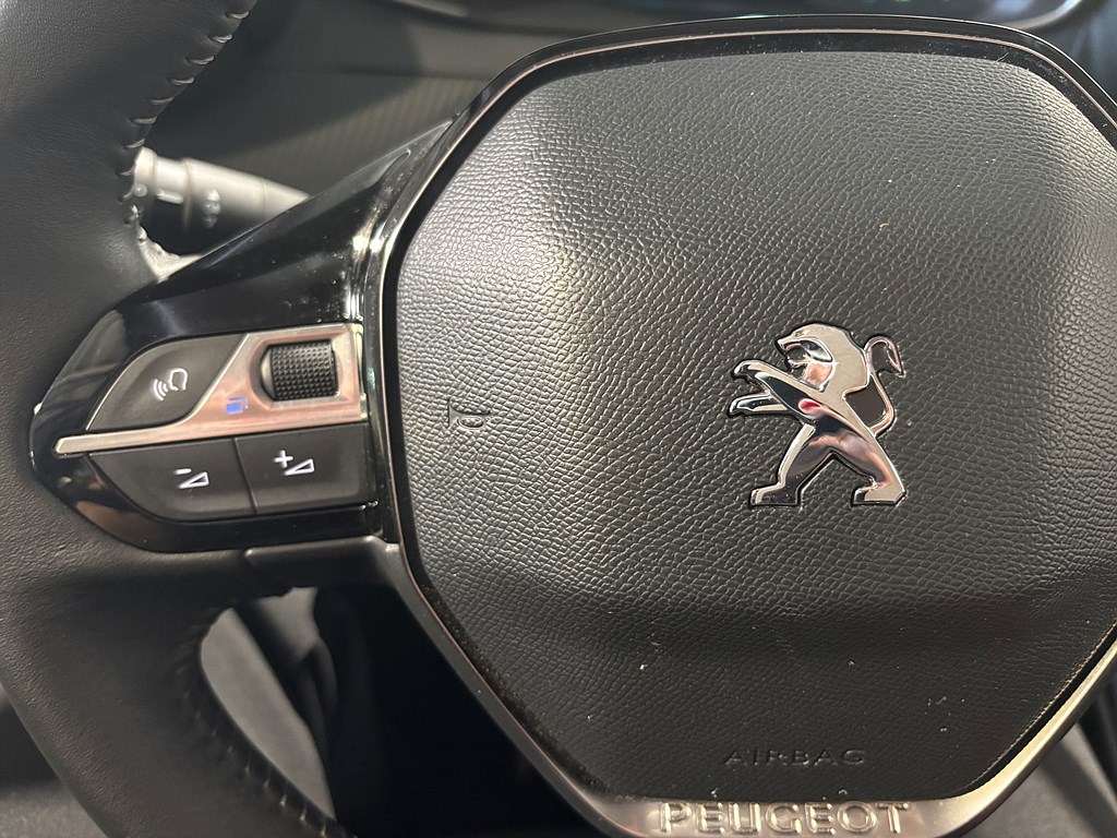 Bild på Active Pack 50kWh 136hk Aut - CARPLAY, BACKSENSORER