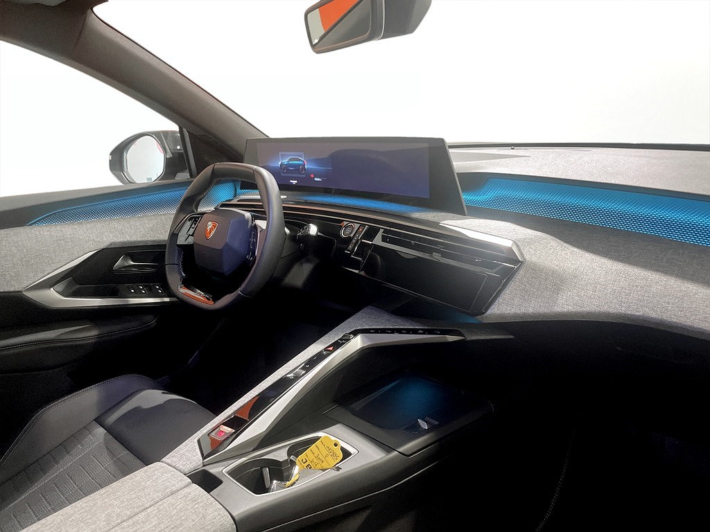 Bild på GT Hybrid 145hk Aut - B-KAMERA,CARPLAY,NAVI