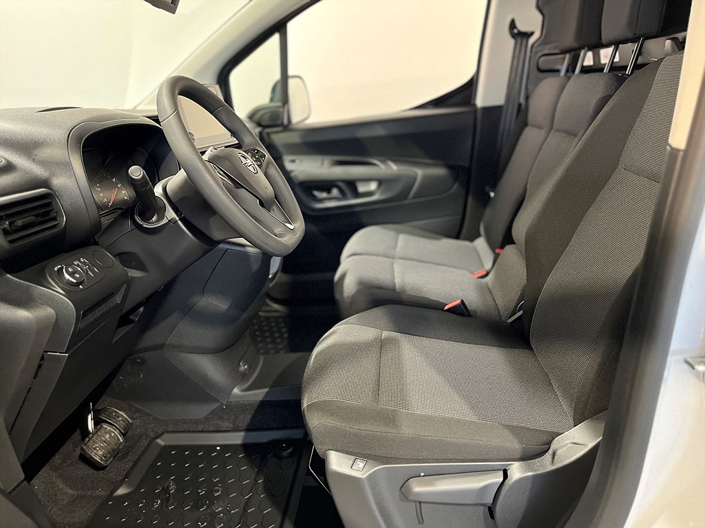 Bild på Premium 136hk Aut L1 - OMGÅENDE LEVERANS!