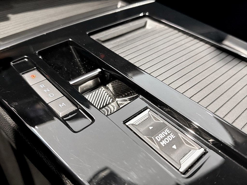 Bild på GS 1.2 PT 130hk Aut - B-KAMERA, CARPLAY