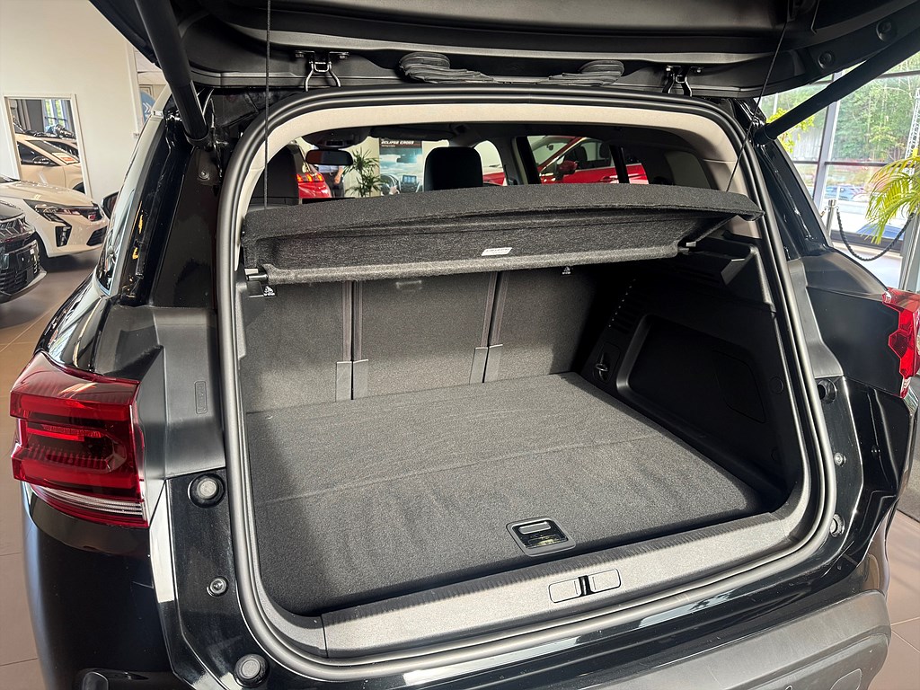 Bild på Shine PHEV 225hk Aut - B-KAMERA,CARPLAY,NAV
