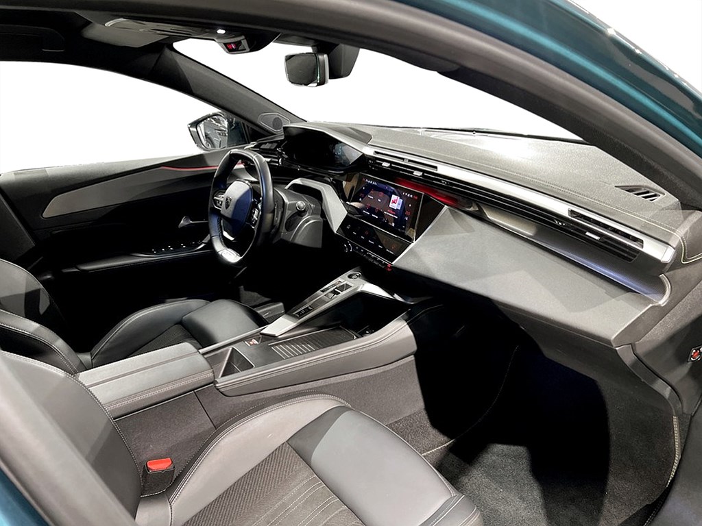 Bild på SW GT 1.2 PT 130hk Aut - B-KAMERA, NAV,CAPRLAY