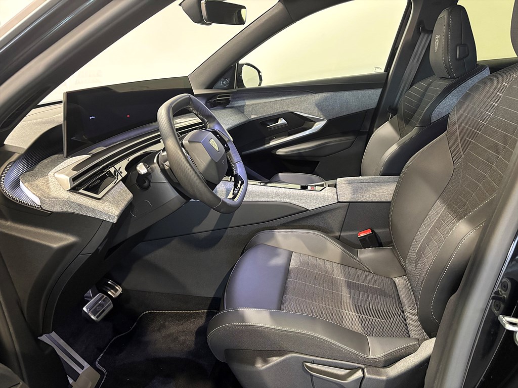 Bild på GT Hybrid 145hk Aut - B-KAMERA,CARPLAY,NAV
