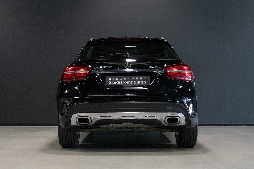 Mercedes-Benz GLA 250 4MATIC AMG 211hk