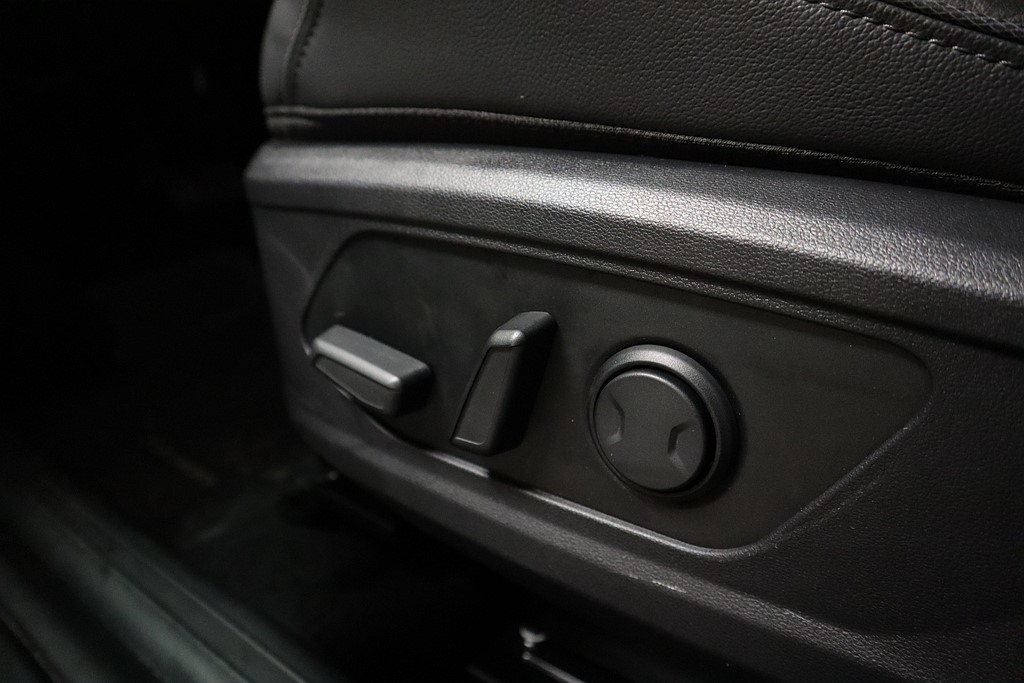 Bild på Advanced PHEV 265hk 6AT 4WD - VENTILERADE STOLAR