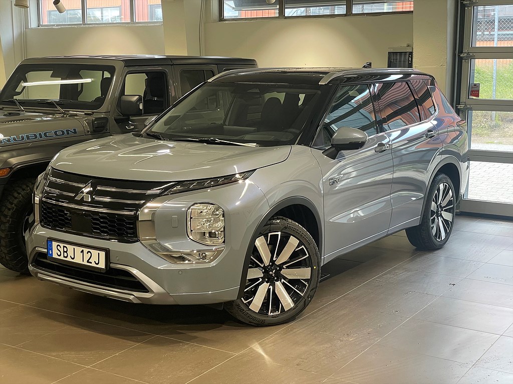 Bild på Instyle PHEV Aut 4WD - DEMO