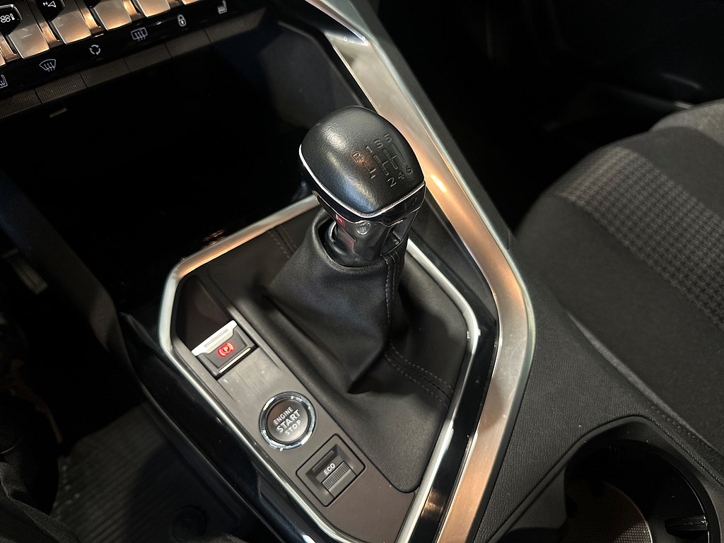 Bild på Active 1.2 PT 130hk Aut - B-KAMERA, CARPLAY