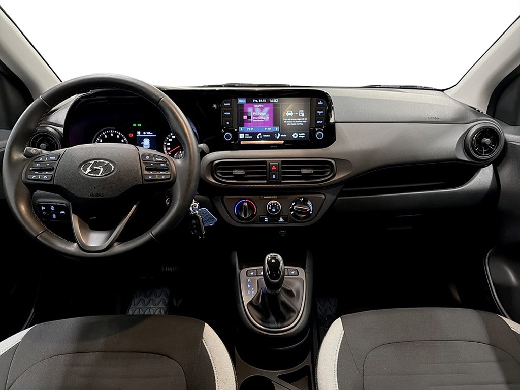 Bild på Essential 1.0 Blue AMT 67hk Aut - CARPLAY, RATTVÄRME