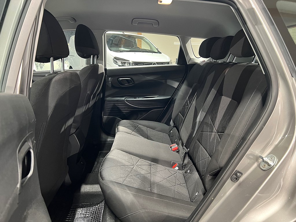 Bild på Essential 1.2 MPi 84hk - B-KAMERA, CARPLAY, 1 ÄGARE