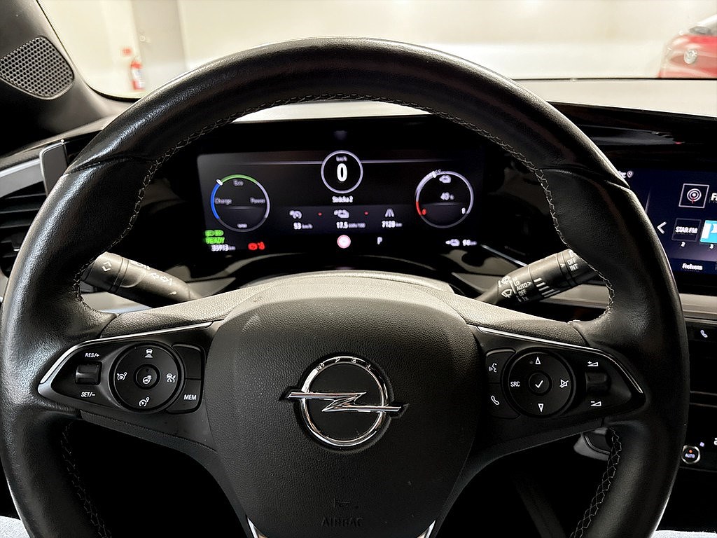 Bild på Ultimate 136hk Aut - B-KAMERA, CARPLAY