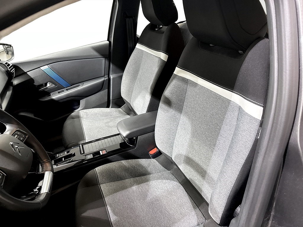 Bild på Feel 50kWh 136hk Aut - CARPLAY, RATTVÄRME