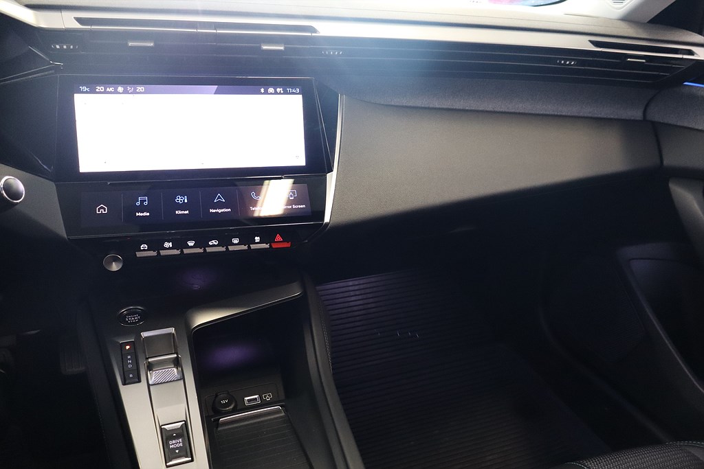 Bild på SW Allure Pack Hybrid 180hk Aut - B-KAMERA, CARPLAY, NAV