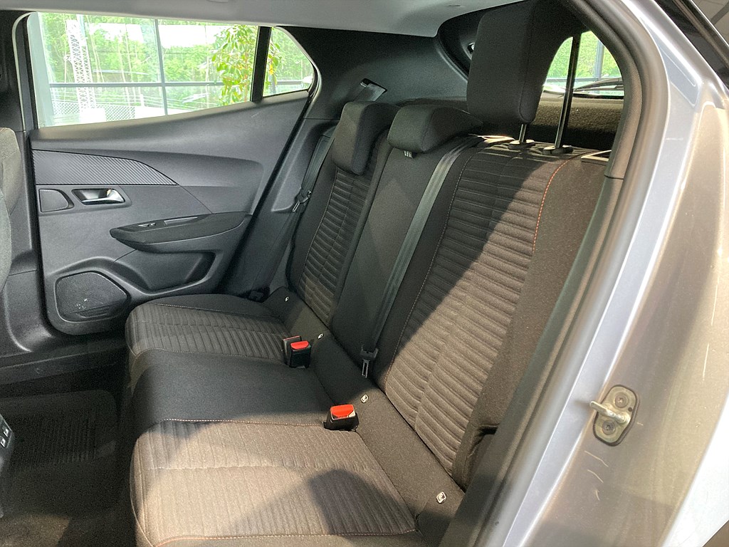 Bild på Active Pack 50kWh 136hk Aut - CARPLAY, BACKSENSORER