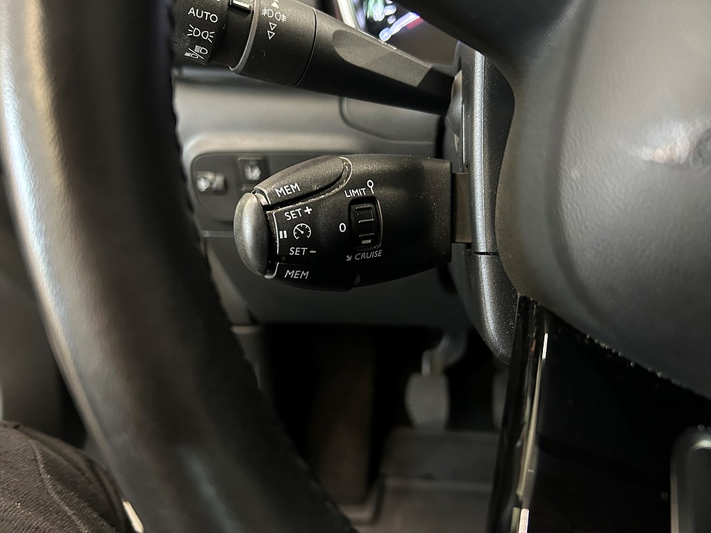 Bild på Feel 1.2 VTi 82hk - P-SENSORER BAK