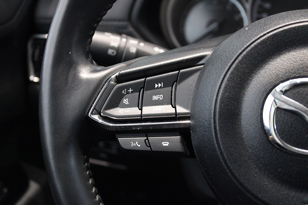 Bild på 2.0 SKYACTIV-G 165hk Aut - B-KAMERA, NAVI