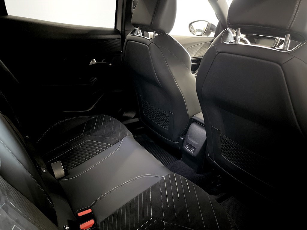 Bild på GT 1.2 PT 130hk Aut - B-KAMERA,CARPLAY,NAVI