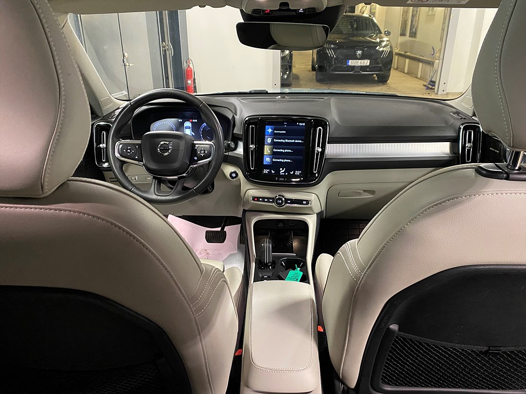 Bild på Momentum T5 250hk Aut - H/K,PANO,360-KAMERA