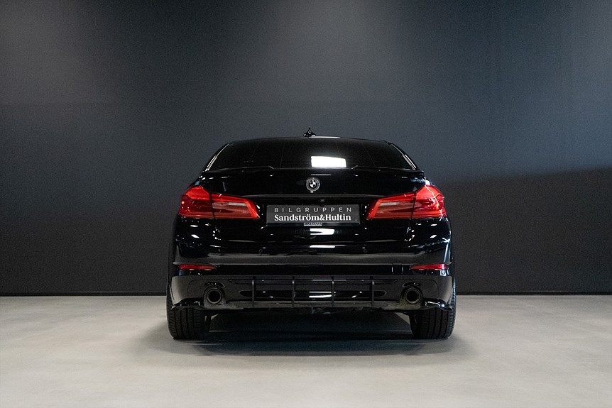 BMW 530e xDrive Sport Line Maxton Design Kit 350hk