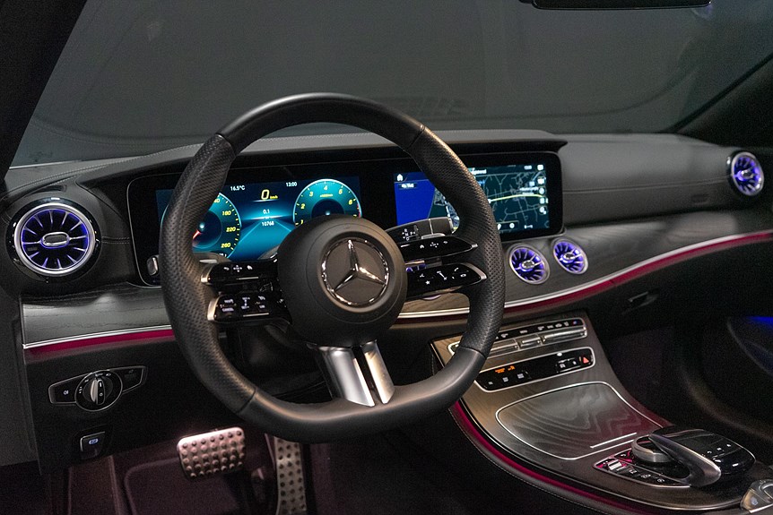 Mercedes-Benz E 200 Cabriolet AMG Premium plus 197hk