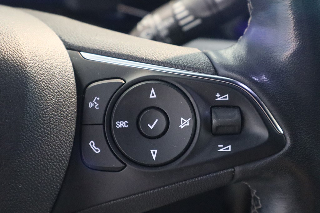Bild på GSLine 50kWh 136hk Aut - B-KAMERA, CARPLAY