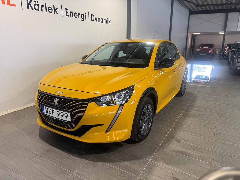 Bild på Active Pack 50kWh 136hk Aut - CARPLAY