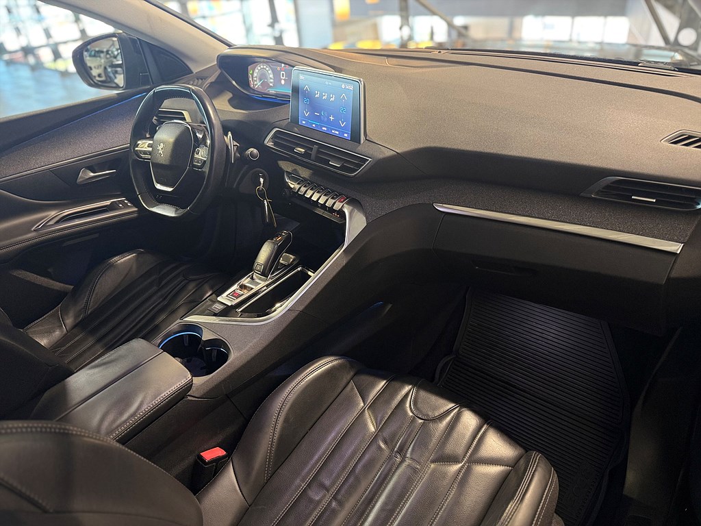 Bild på Allure 1.2 PT 130hk Aut - CARPLAY, P-SENSONER