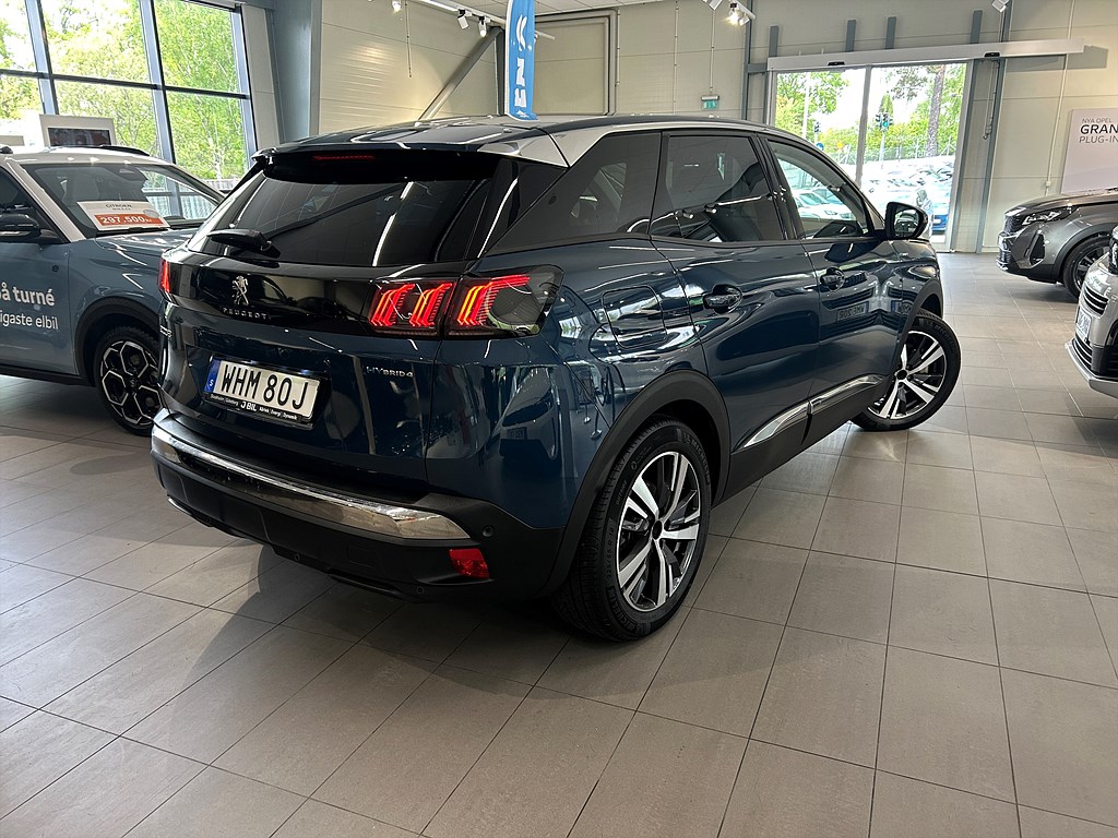 Bild på Allure Pack Hybrid4 300hk Aut AWD - B-KAMERA, CARPLAY