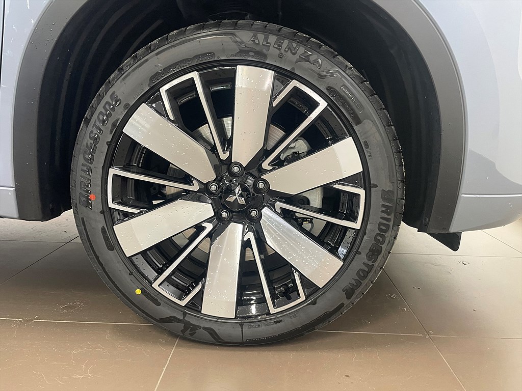 Bild på Instyle PHEV Aut 4WD - DEMO
