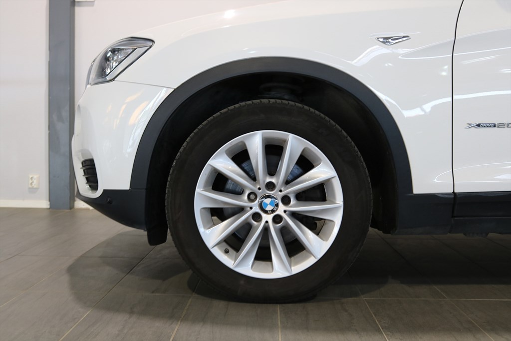 Bild på xDrive20d Light 190hk Steptronic - DRAG, P-SENSORER