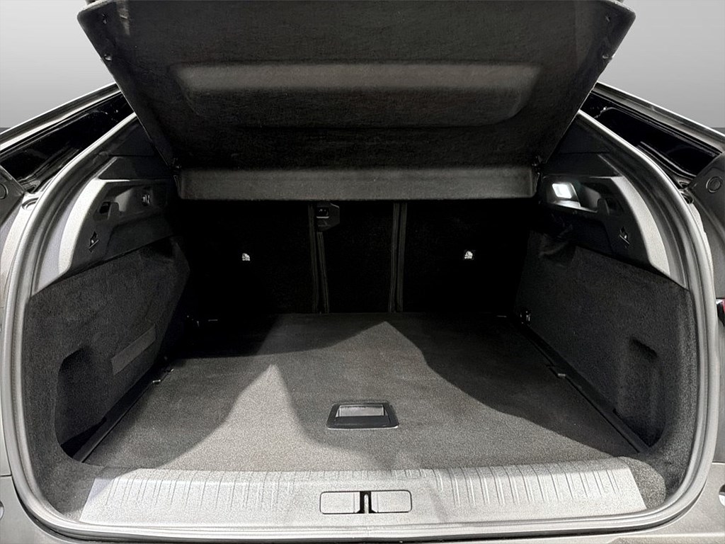 Bild på GT Hybrid 145hk Aut - B-KAMERA,NAV,CARPLAY