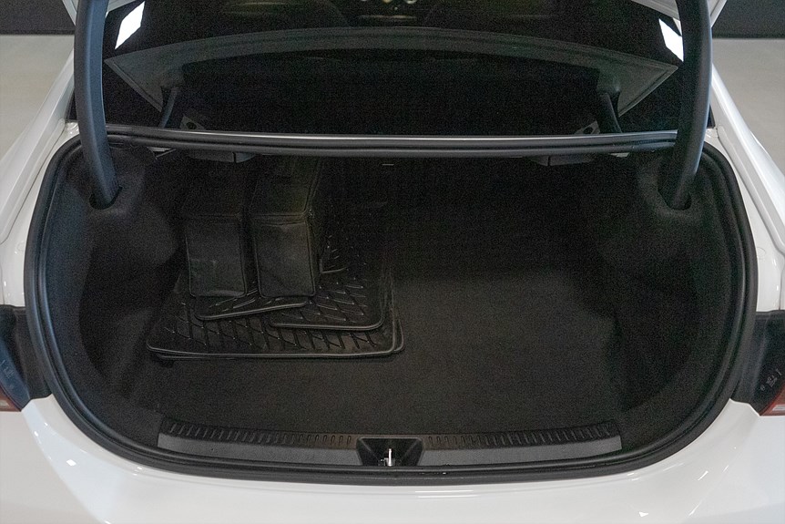 Mercedes-Benz A 250 e Sedan AMG Premium 218hk