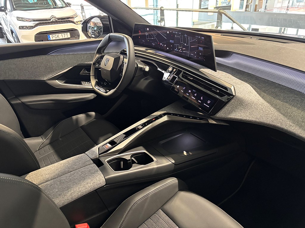 Bild på GT Hybrid 145hk Aut - 7-SITS,B-KAMERA,CARPLAY