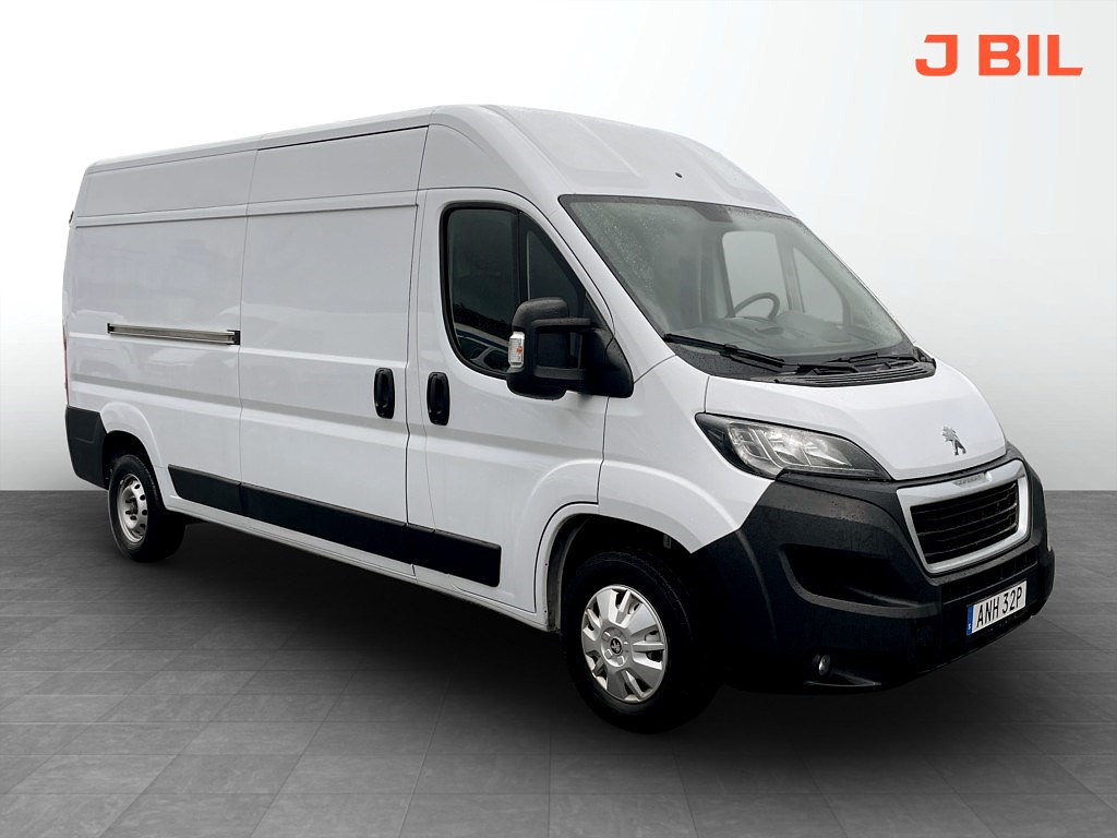 Bild på PRO+ 335 2.2 BHDi 145hk L3H2 - DRAG, B-KAMERA