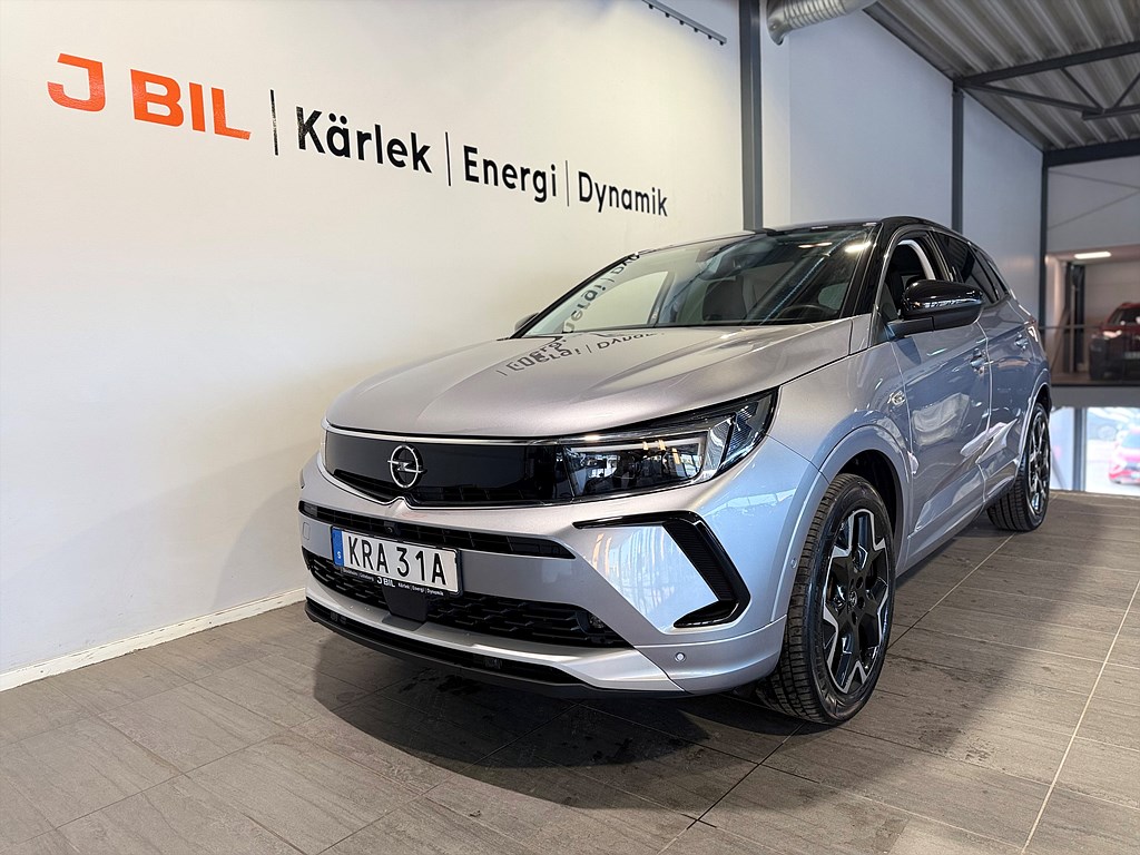 Bild på Ultimate 1.2 Turbo 130hk Aut - B-KAMERA, CARPLAY, NAV