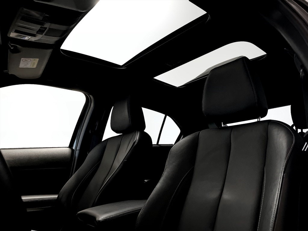 Bild på Business Instyle PHEV 2.4 188hk AWD - PANORAMA