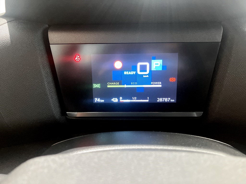 Bild på Feel 50kWh 136hk Aut - CARPLAY, FARTHÅLLARE