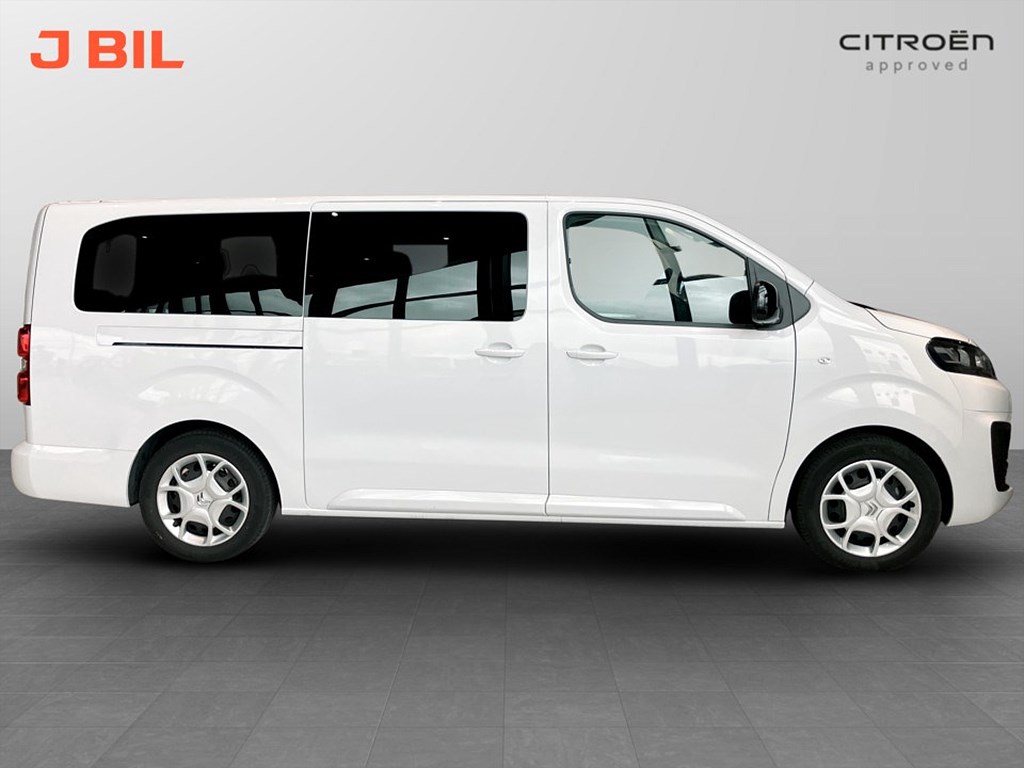 Bild på Feel 75kWh 136hk L3 - 9-SITS, B-KAMERA