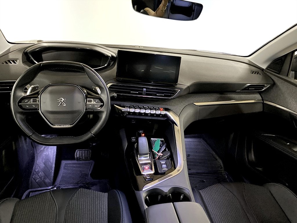 Bild på Allure Pack Hybrid4 300hk Aut 4WD - B-KAMERA, PANO