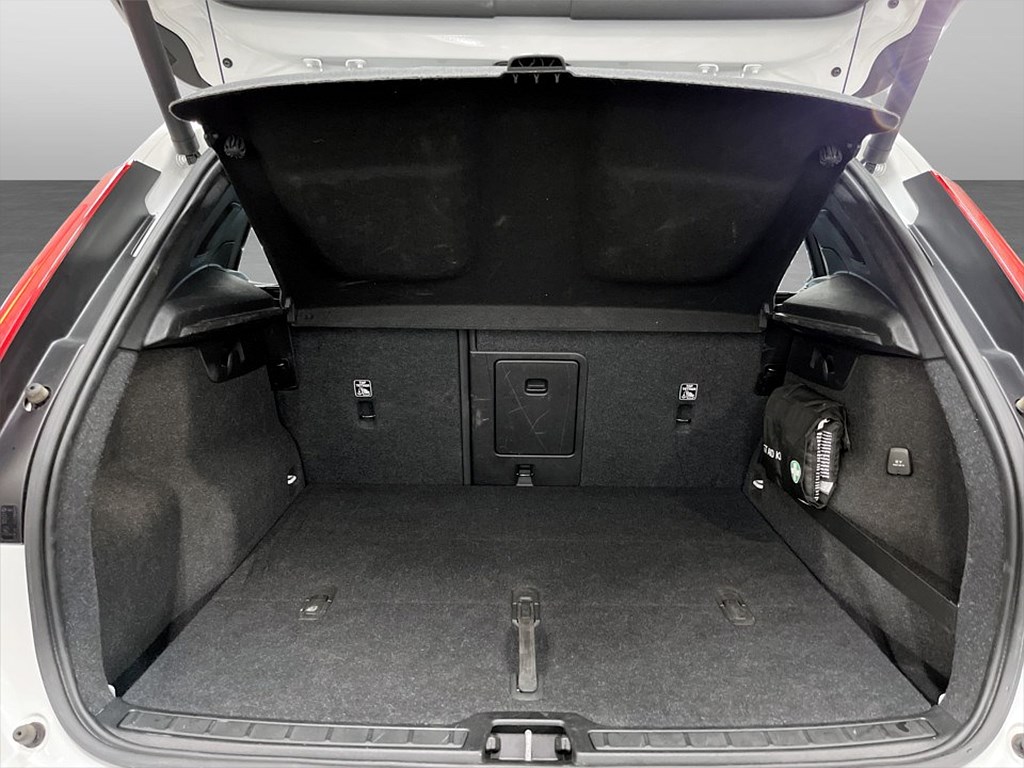 Bild på Momentum D4 Geartronic 150hk Aut - CARPLAY, P-SENSORER