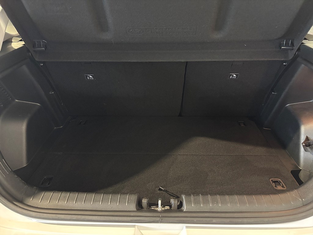 Bild på Essential 1.25 MPI 84hk - B-KAMERA, CARPLAY