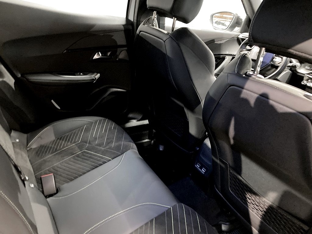 Bild på GT 1.2 PT 130hk Aut - CARPLAY,B-KAMERA,ELSTOL