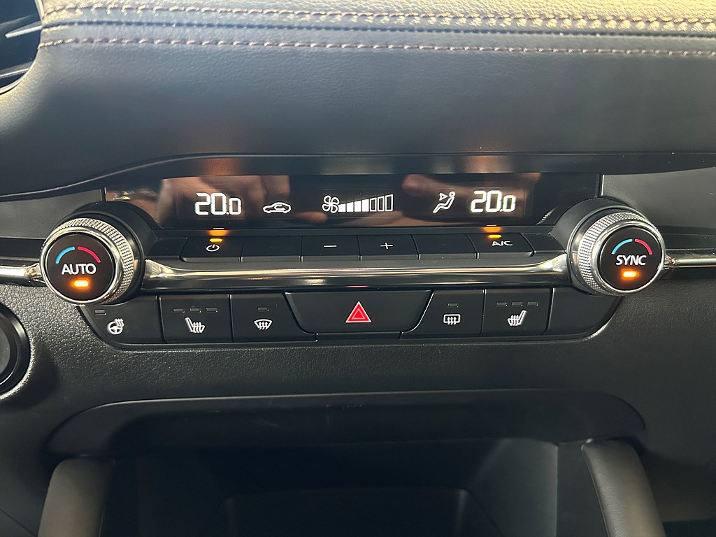 Bild på Hatchback Sky 2.0 150hk Aut - B-KAMERA, CARPLAY