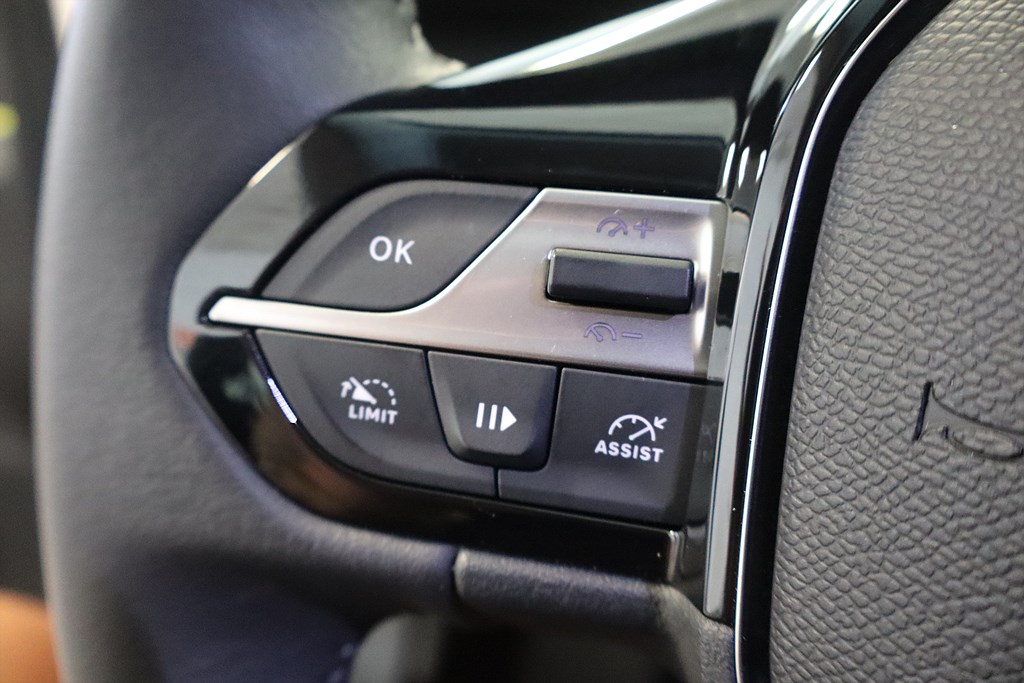 Bild på SW Active Pack 1.2 PT 110hk - CARPLAY, EN ÄGARE
