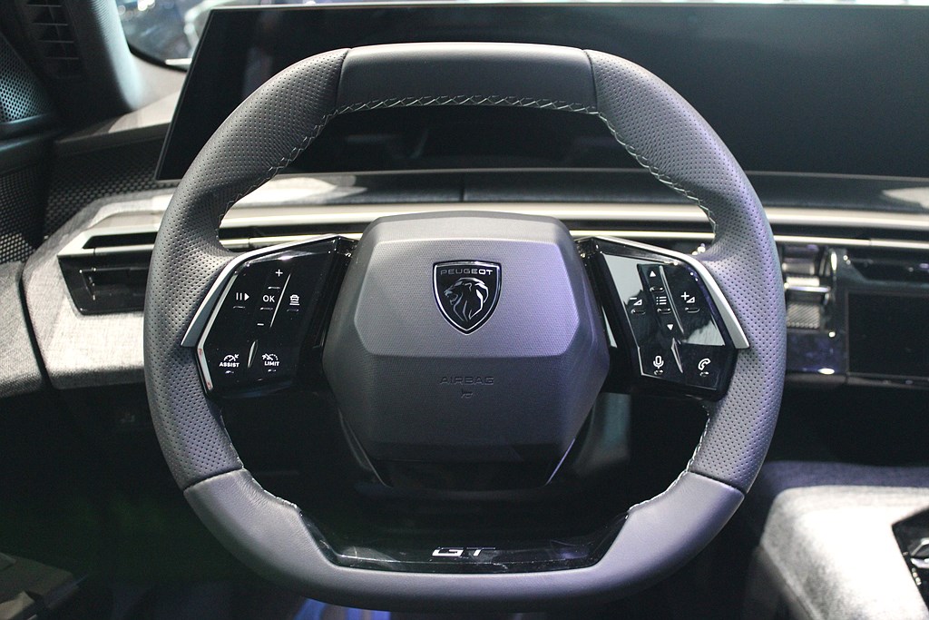 Bild på GT Hybrid 145hk Aut - B-KAMERA,CARPLAY,NAV